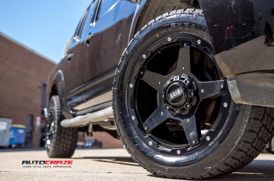NISSAN NAVARA GD04 MATTE BLACK